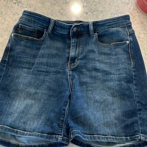 Blue jean shorts